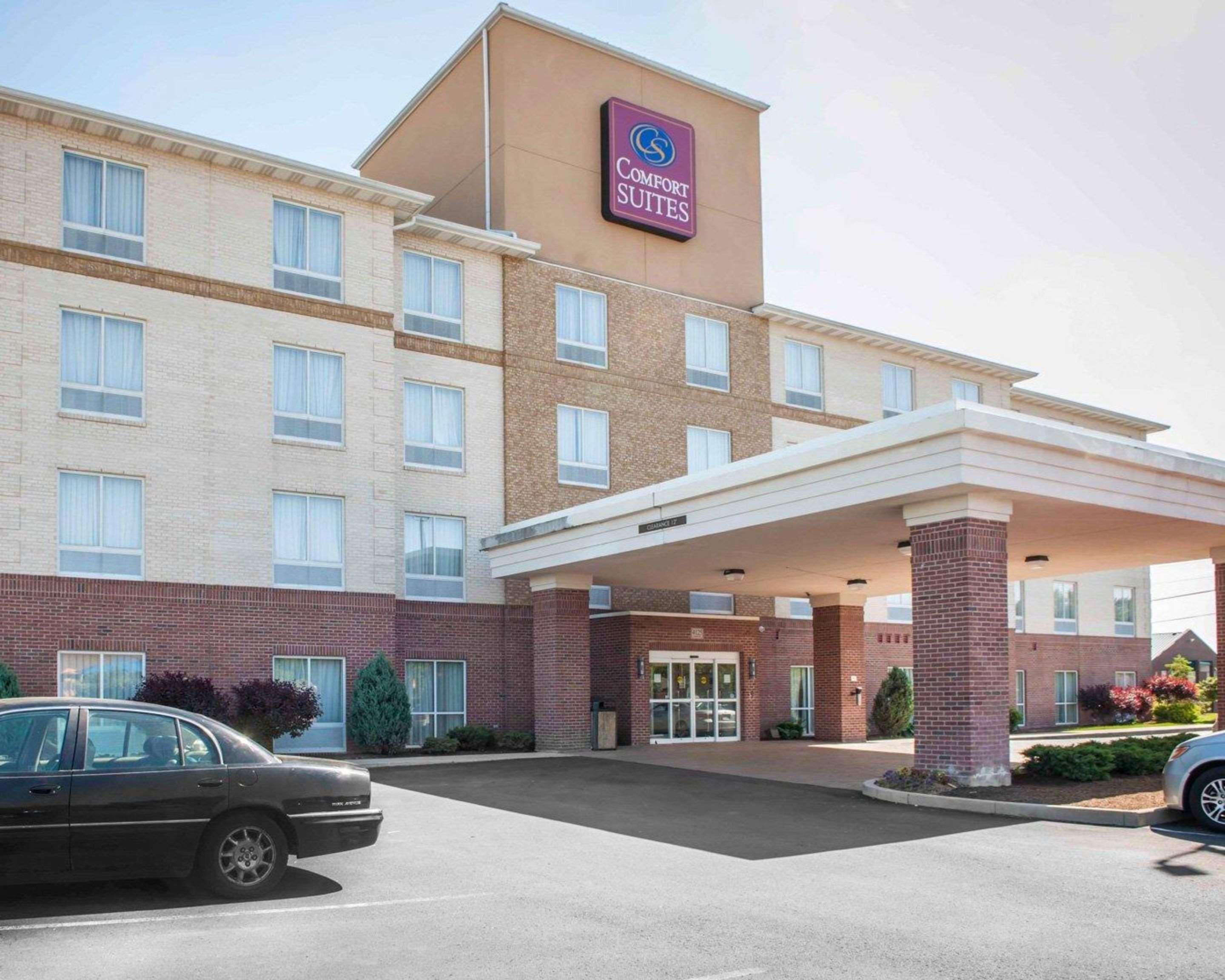 ホテル コンフォート スイーツ サウスポート Southport エクステリア 写真